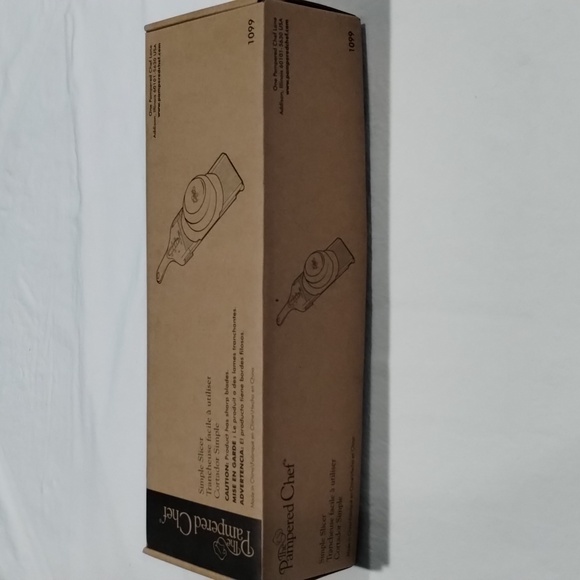 Pampered Chef Simple Slicer - Picture 2 of 5